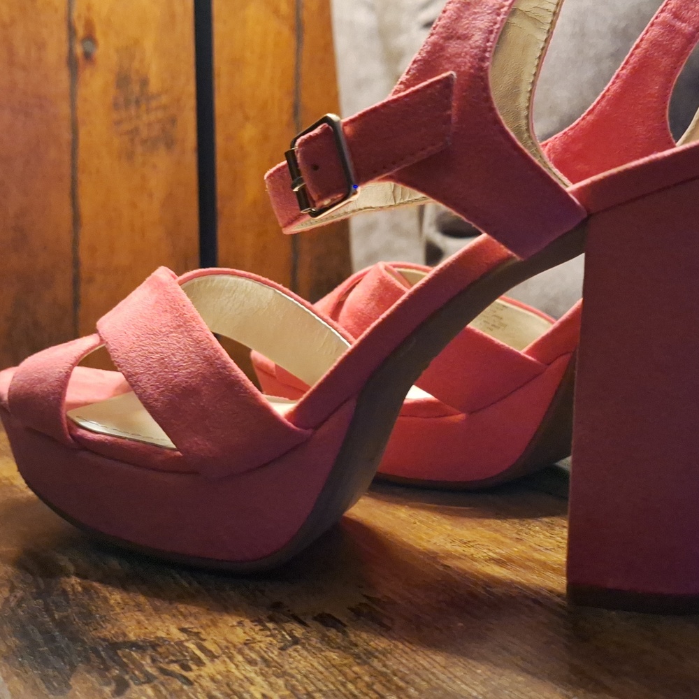 Barbie style platform heels - Picture 8 of 12